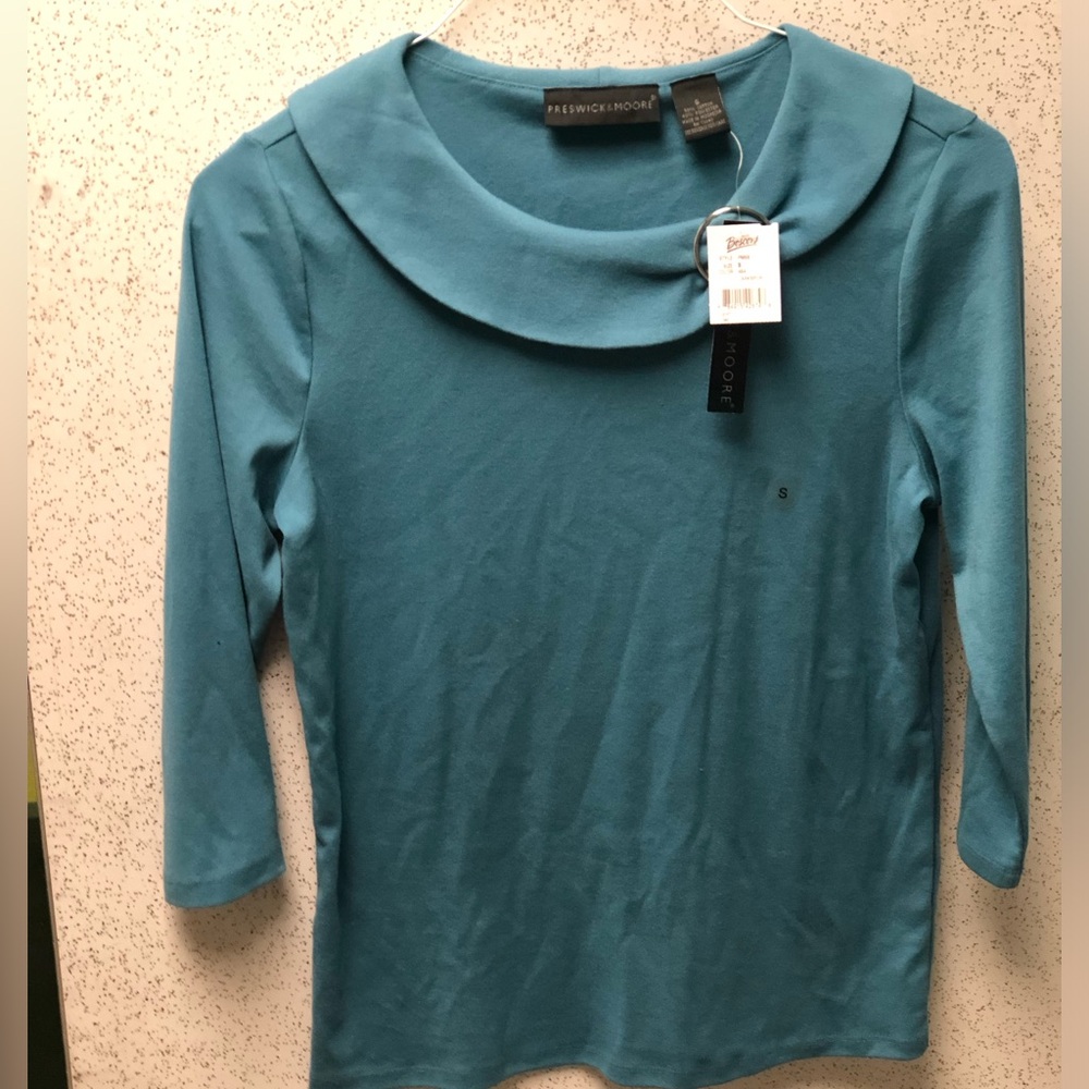 NWT teal green long sleeve shirt from Preswick & Moore
Size small